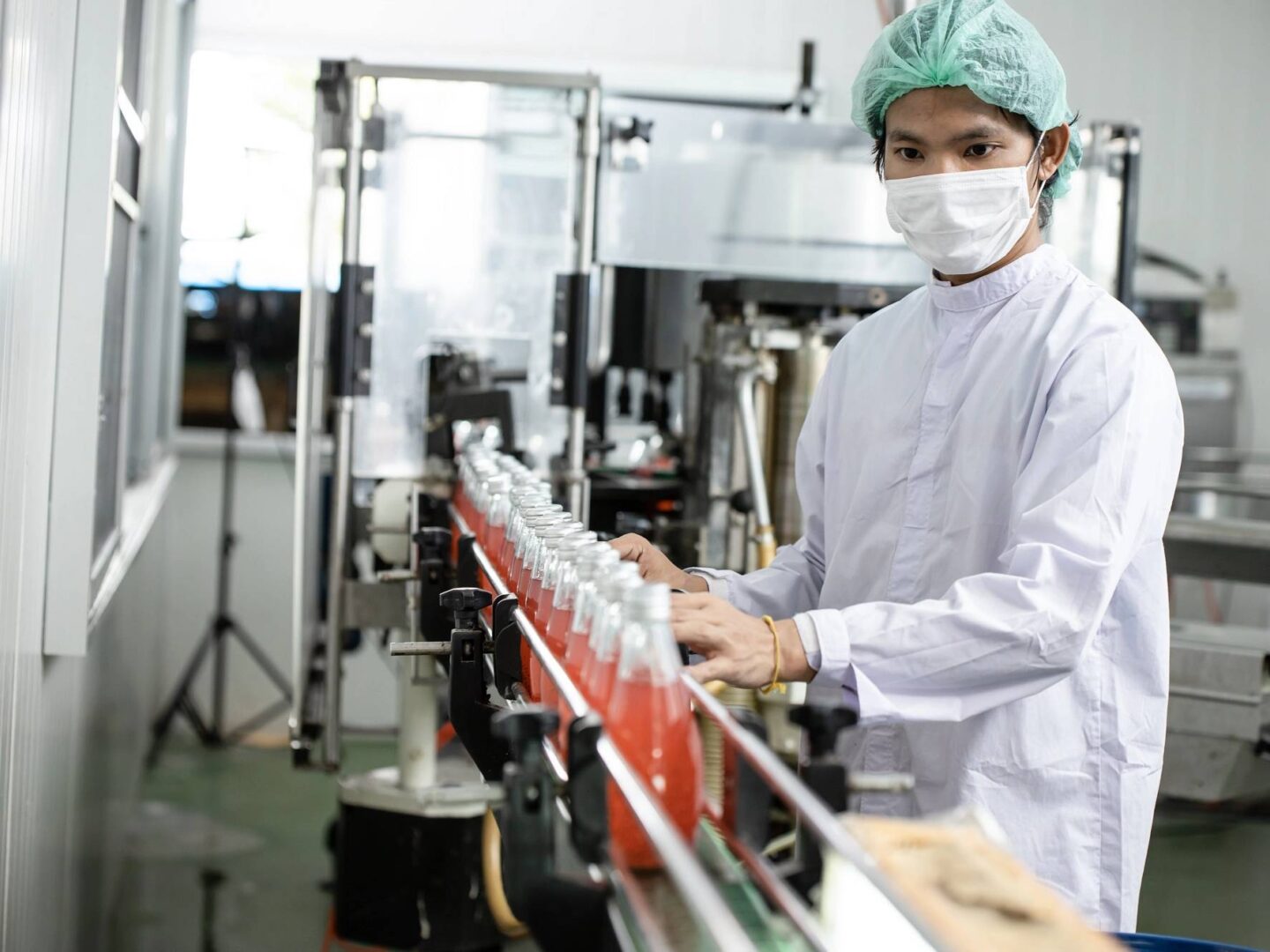 Bottling plant 173756693