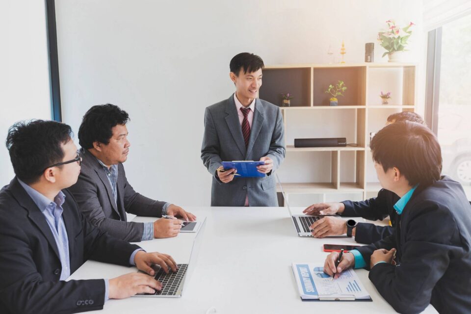 Business meeting smiles 121848322