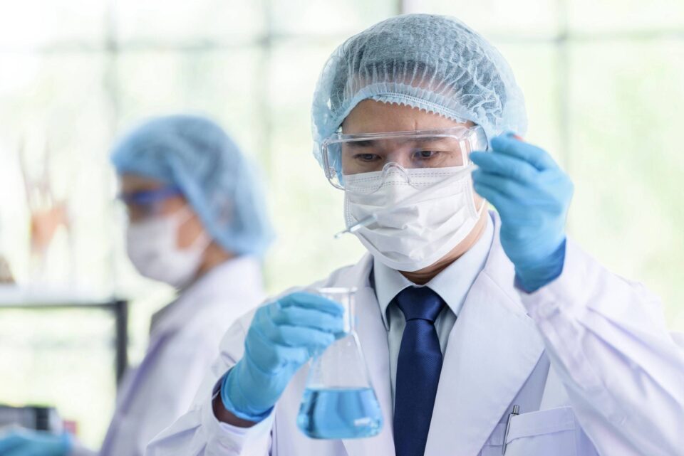 Scientist research 128188980